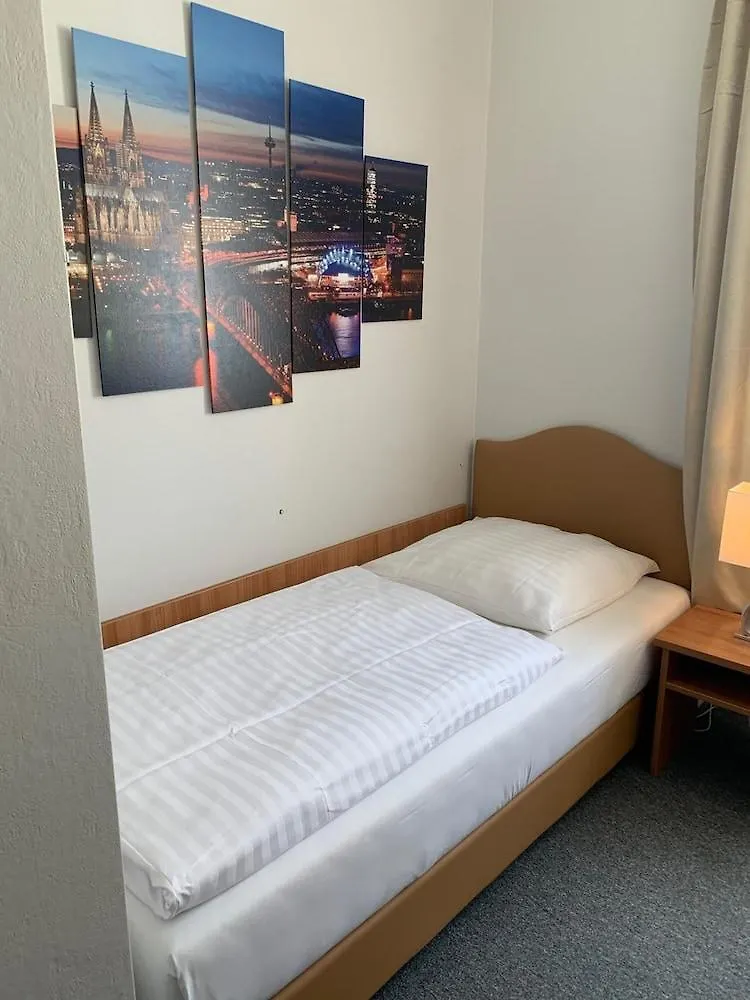 Hotel Berg Cologne