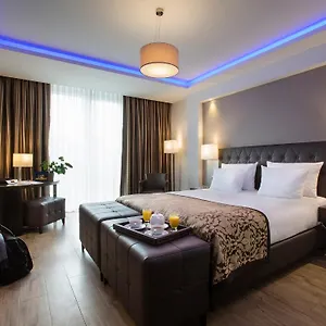 https://two-hotel-berlin-by-axel.find-berlin-hotels.com