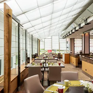 https://leonardo-hotel-cologne-bonn-airport.dusseldorf-hotel.net